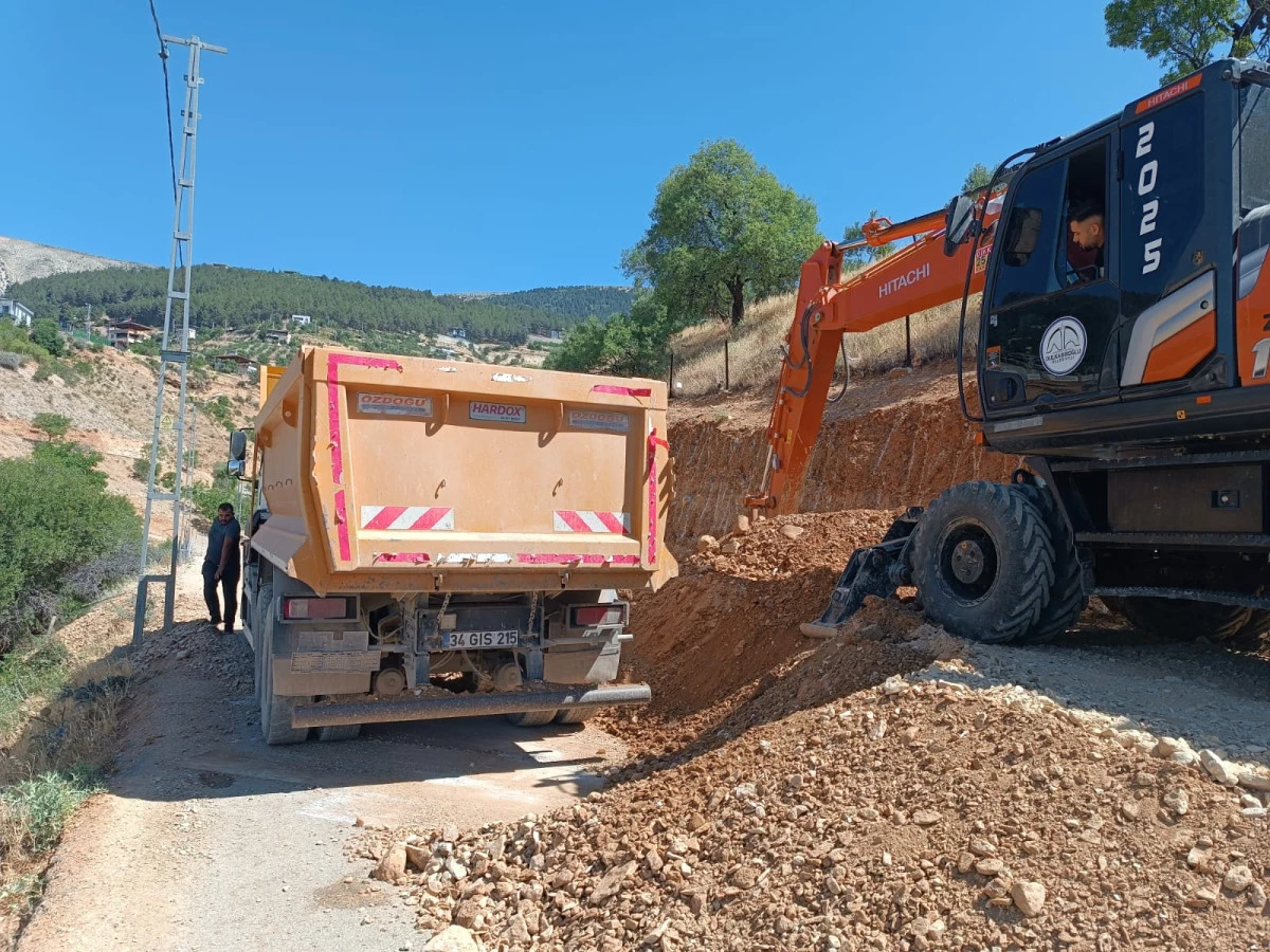 Dulkadiroğlu Belediyesi’nden Yol Genişletme Atağı