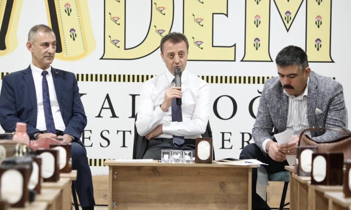 Dulkadiroğlu Kitap Okuma Kulübü “Tatar Çölü” Üzerine Buluştu