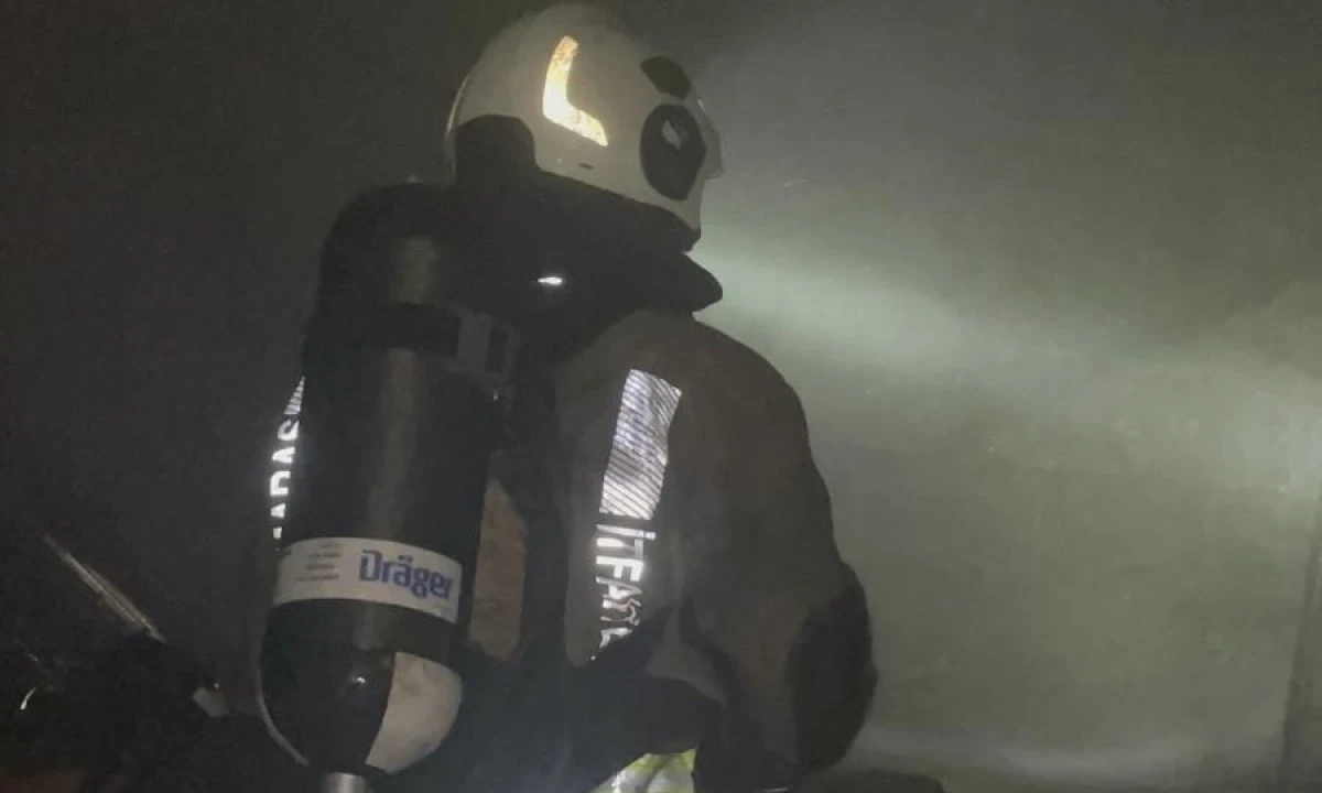 Dulkadiroğlu&rsquo;nda Ev Yangını: 8 Kişi Dumandan Etkilendi