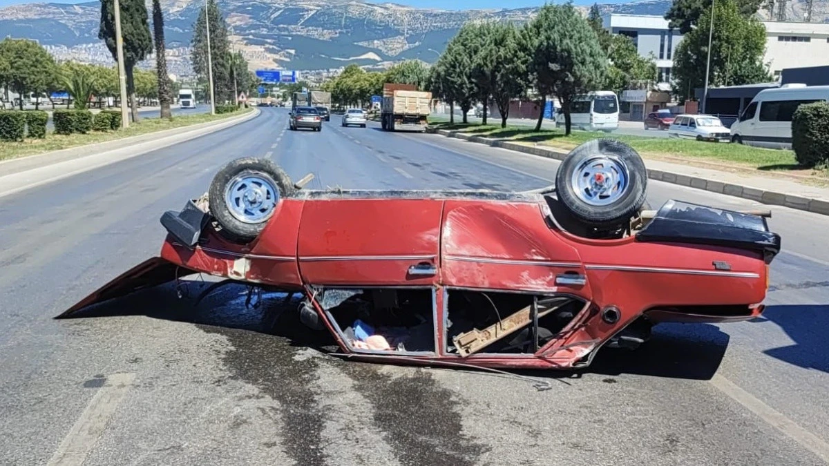 Dulkadiroğlu’nda Takla Atan Araçtan 1 Kişi Yaralı Çıkarıldı