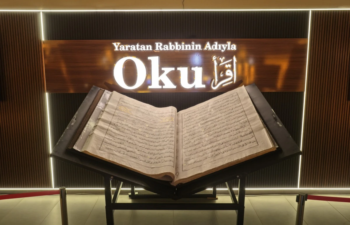 D&uuml;nyanın en b&uuml;y&uuml;k ikinci el yazması Kur&rsquo;an-ı Kerim&rsquo;i Kahramanmaraş&rsquo;ta ziyarete a&ccedil;ılıyor