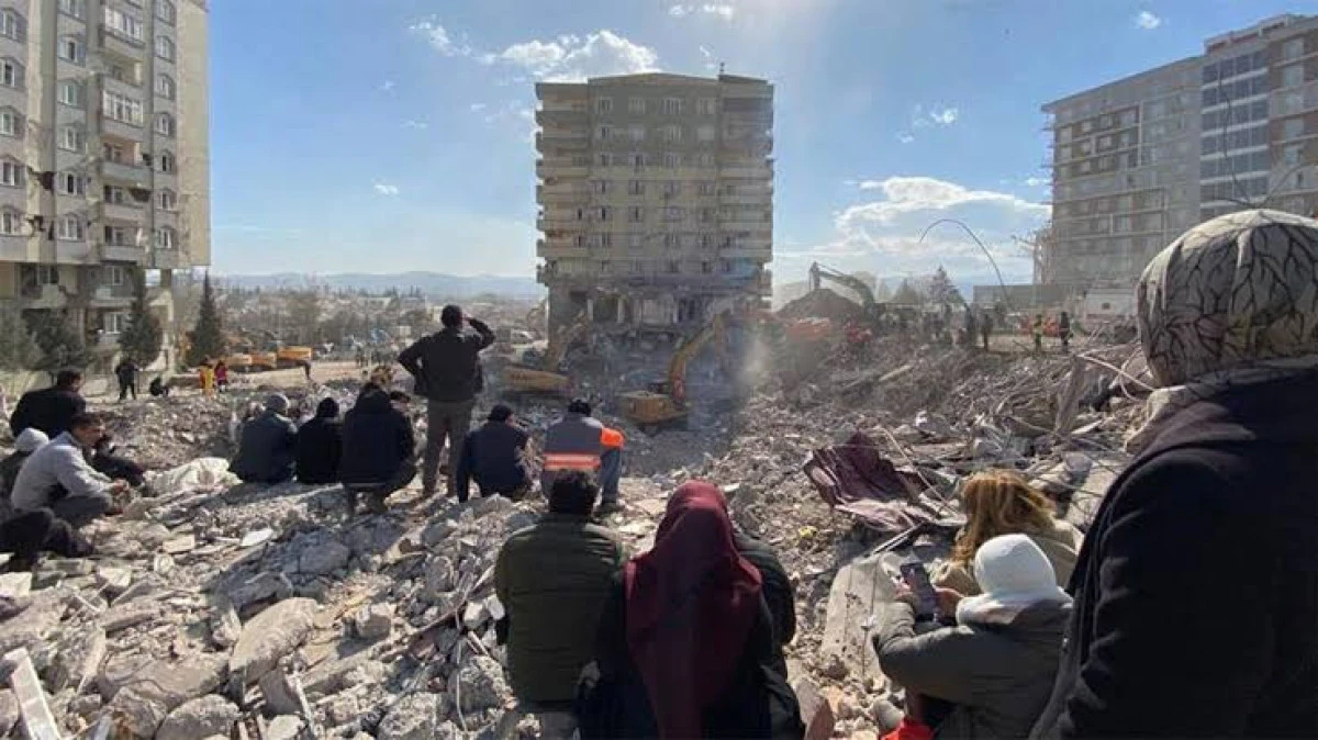 Ebrar Sitesi davasında kritik duruşma: Sanıklar hakim karşısındaydı