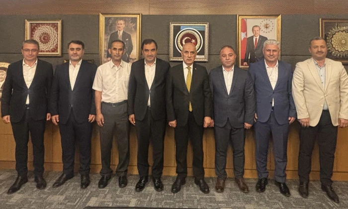 Eğitim-Bir-Sen Kahramanmaraş Y&ouml;netiminden TBMM&rsquo;de Milletvekillerine Ziyaret