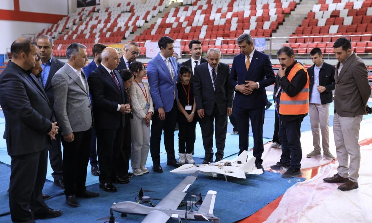 Elbistan Robot ve Teknoloji Yarışmaları Tamamlandı