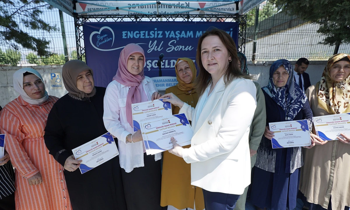 Engelsiz Yaşam Merkezi&rsquo;nde Emek ve Başarı Sergisi