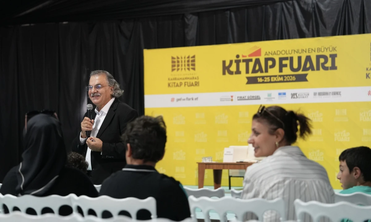 Erol Erdoğan&rsquo;dan Kitap Fuarı&rsquo;nda Yazma ve Okuma &Uuml;zerine S&ouml;yleşi