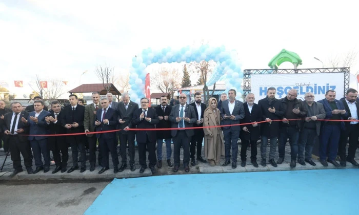 Fatma-Cengiz Akkaya Anne ve &Ccedil;ocuk Bilgi Evi g&ouml;rkemli bir t&ouml;renle hizmete a&ccedil;ıldı 