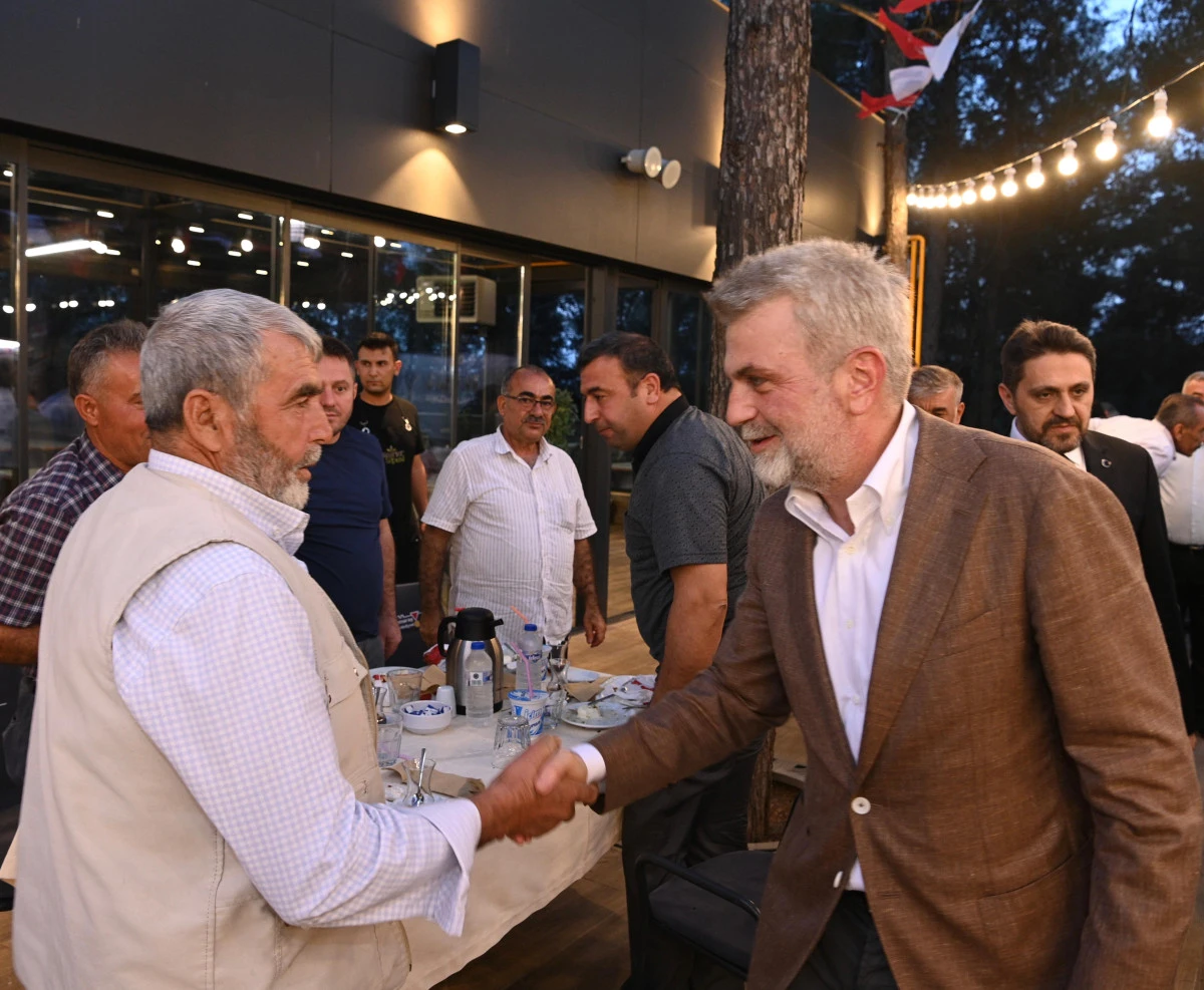 Fırat Görgel, şehit babalarına ve gazilere vefa örneği sergiledi