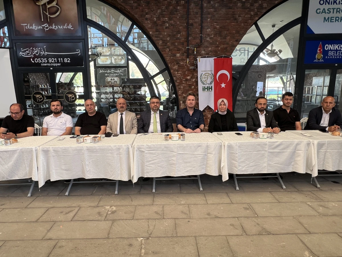 İHH’dan anlamlı kahvaltı programı: Somali’deki yetimler için hayırda buluştular
