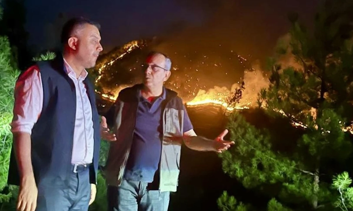 Ilıca Çamlıbel ve Çakırdere mevkisinde Orman Yangını: Başkan Toptaş Çalışmaları Yerinde Takip Ediyor