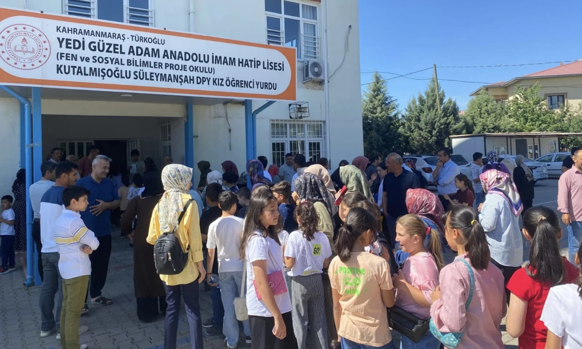 İngilizce Ağırlıklı İmam Hatip Ortaokulu’na Giriş İçin Yoğun İlgi