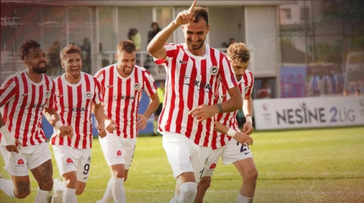 İstiklalspor, Arnavutköy Deplasmanında Fırtına Gibi Esti: 3-0