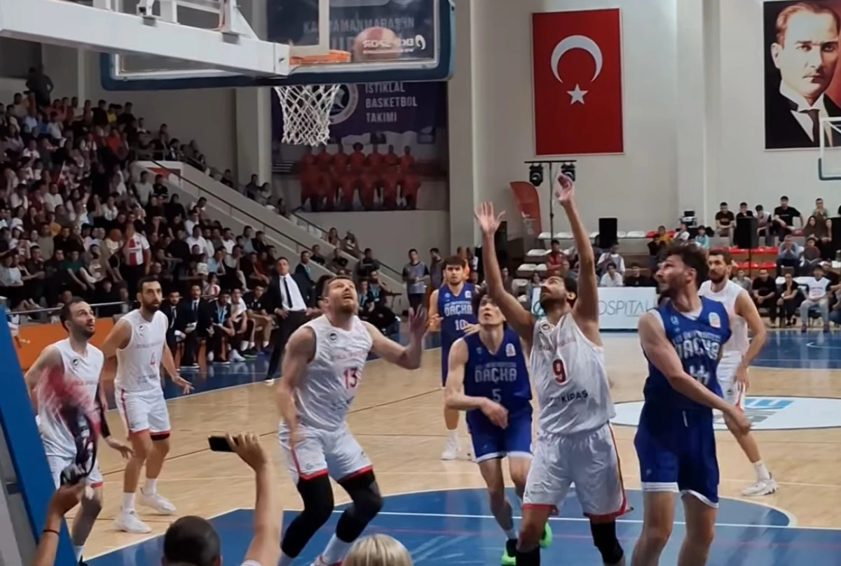 İstiklalspor Tarih Yazdı: Kahramanmaraş Artık Basketbolun 1. Ligi’nde!