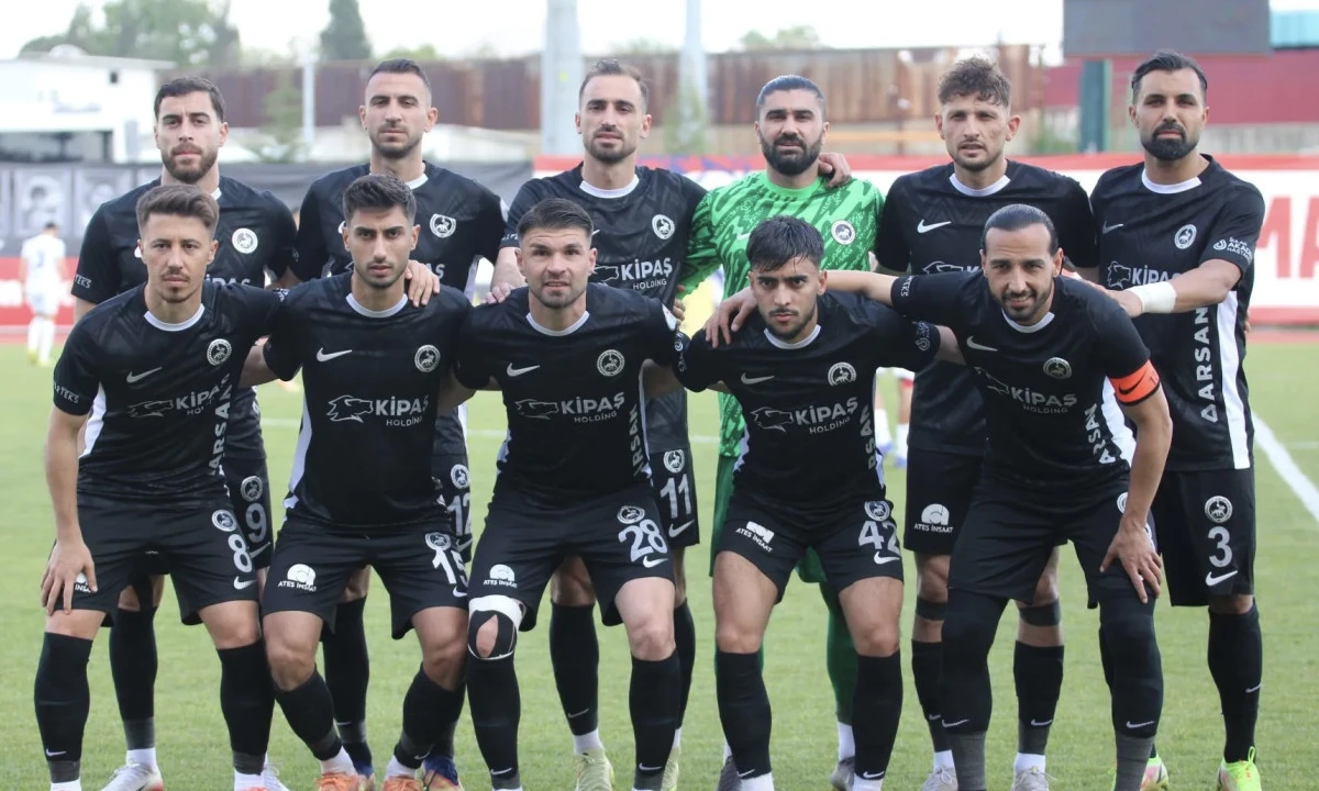 İstiklalspor Yarı Finalde Sessiz Kaldı: Avantaj Mardin&rsquo;e Ge&ccedil;ti