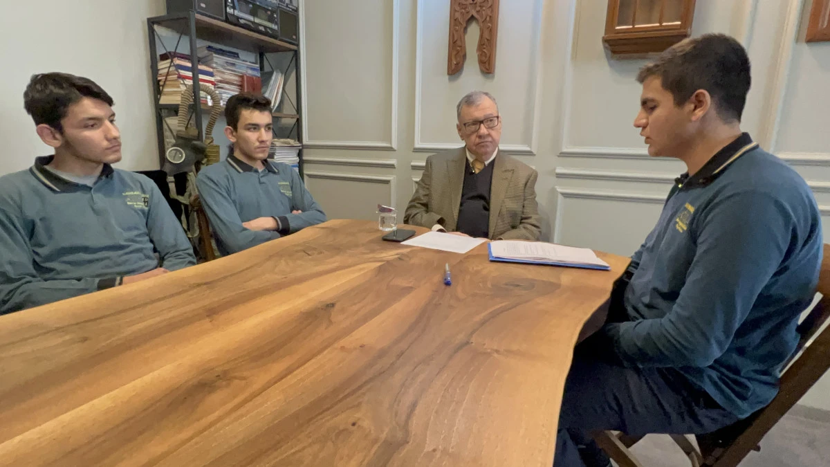 Kahramanmaraş Anadolu İmam Hatip Lisesi &Ouml;ğrencileri, &Ouml;nc&uuml; Şahsiyetler Projesi İ&ccedil;in Konya Yolcusu