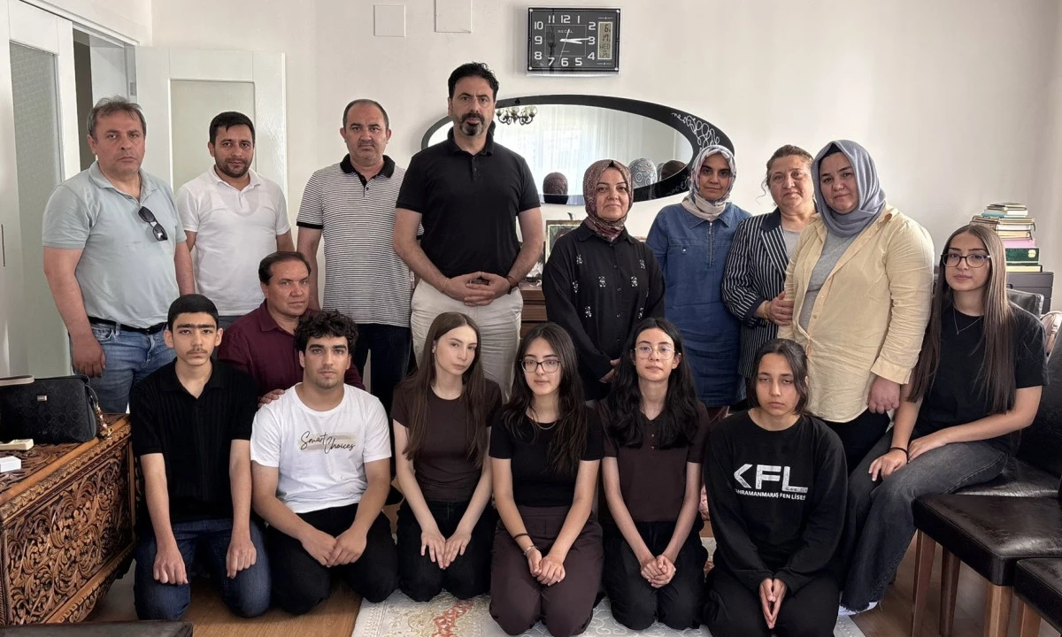 Kahramanmaraş Fen Lisesi&rsquo;nden Şehit &Ouml;ğrenci Kerem Erdem G&uuml;ng&ouml;r&rsquo;&uuml;n Ailesine Anlamlı Ziyaret