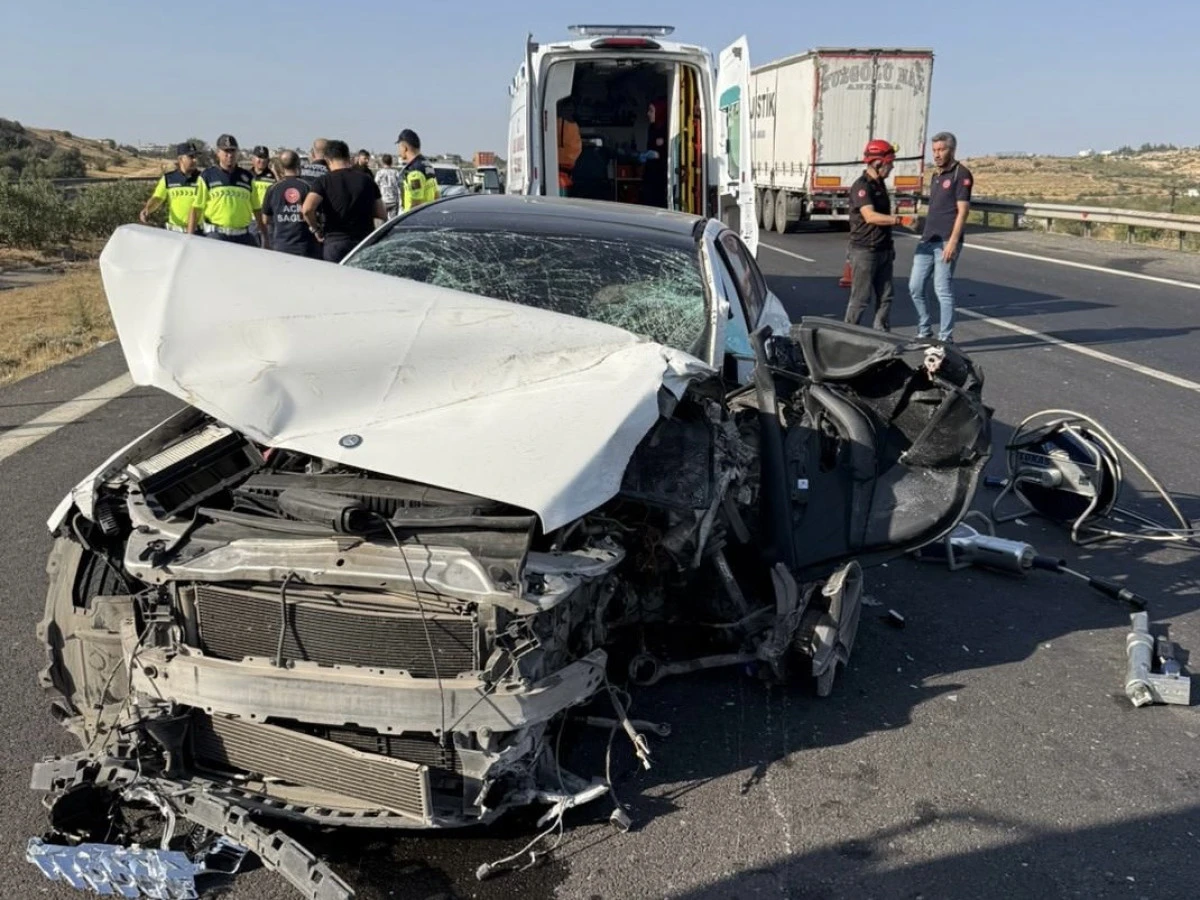 Kahramanmaraş-Gaziantep Otoyolunda Feci Kaza: 1 Ölü