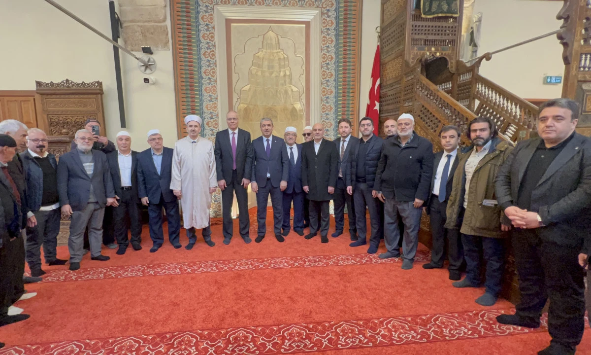 Kahramanmaraş Ulu Cami Deprem Sonrası İlk Kez İbadete A&ccedil;ıldı