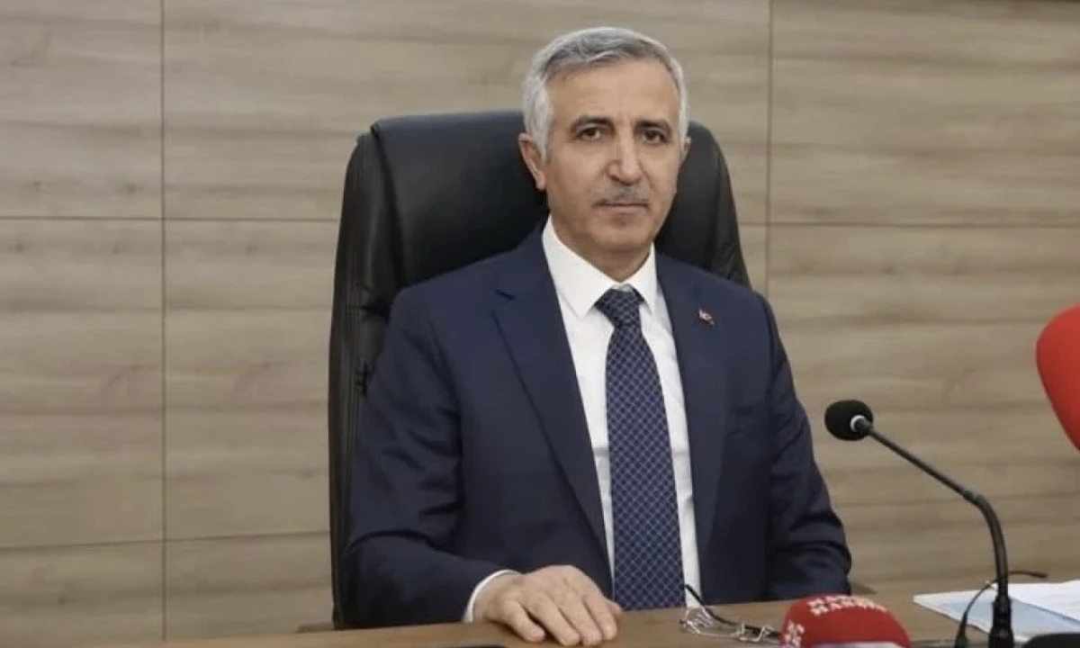 Kahramanmaraş Valisi M&uuml;kerrem &Uuml;nl&uuml;er&rsquo;den Hak Sahiplerine Bor&ccedil;landırma Uyarısı