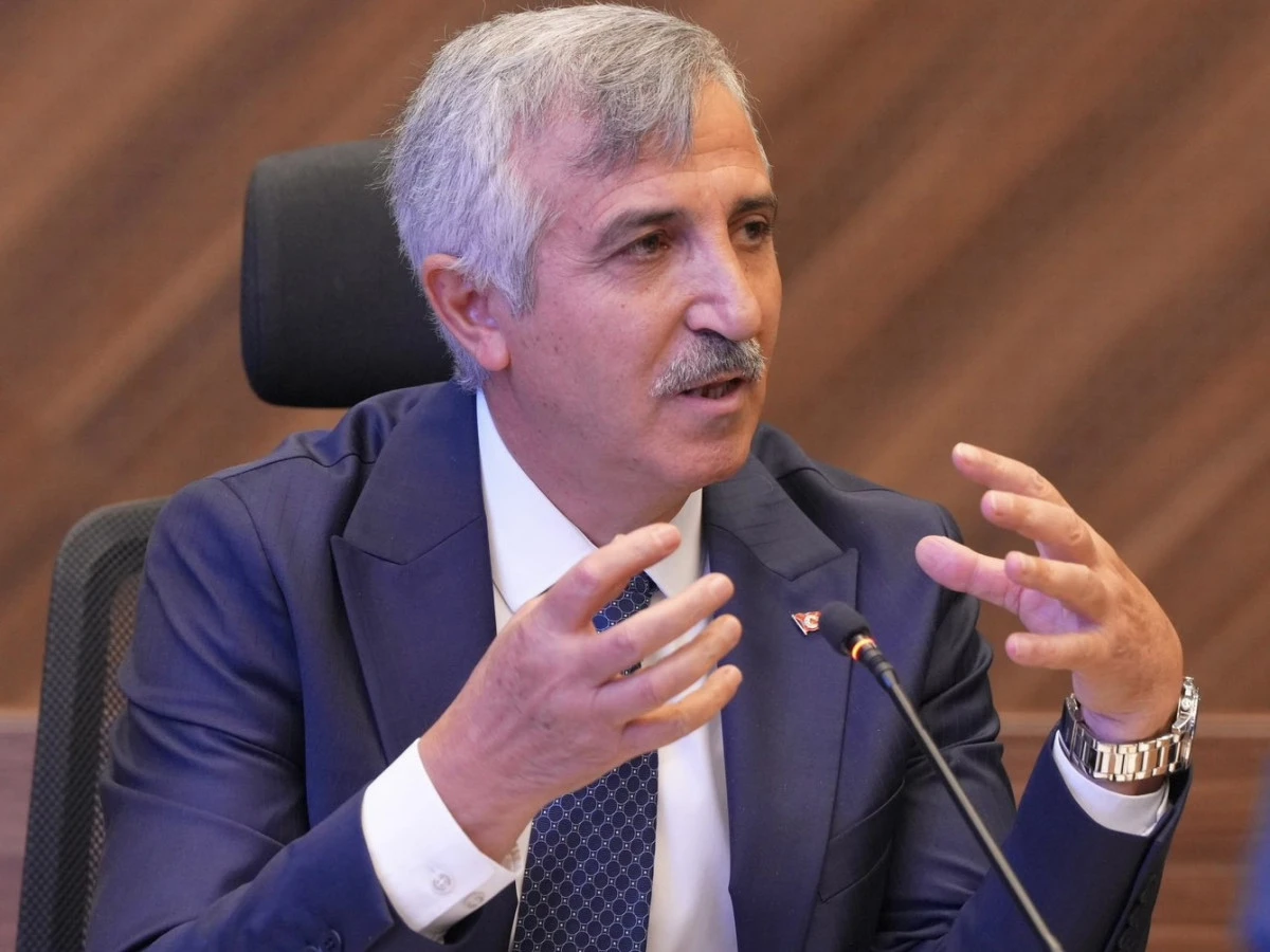 Kahramanmaraş Valisi Ünlüer, 30 Büyükşehir Valisiyle Birlikte Ankara’daki Toplantıya Katıldı