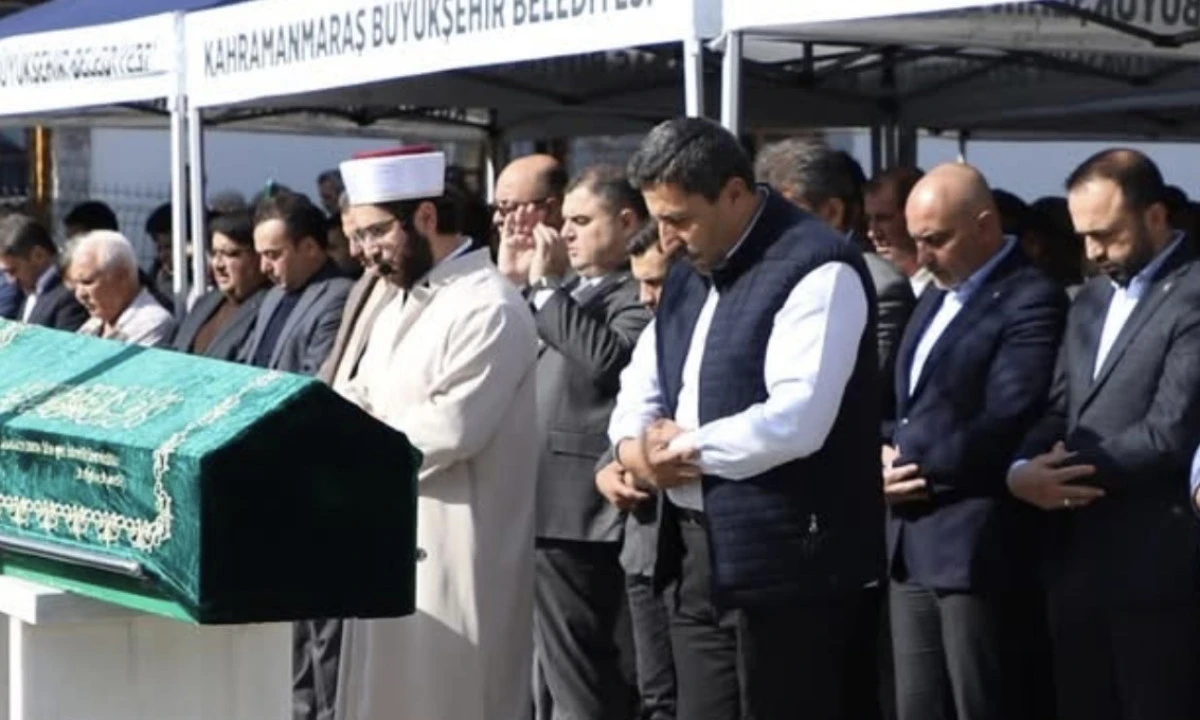 Kahramanmaraş Yenikent Mahalle Muhtarı Ali Akkoyun Son Yolculuğuna Uğurlandı