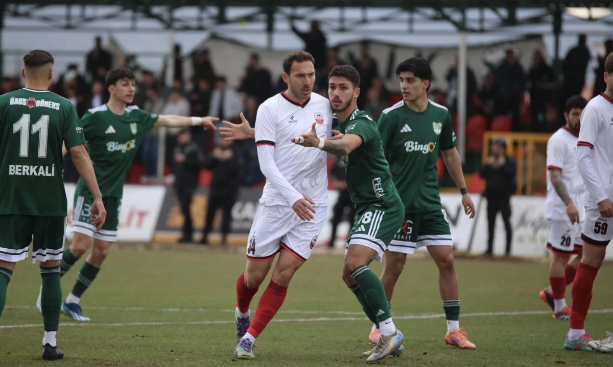 Kahramanmaraşspor lidere ge&ccedil;it vermedi: Deplasmandan altın değerinde 1 puan