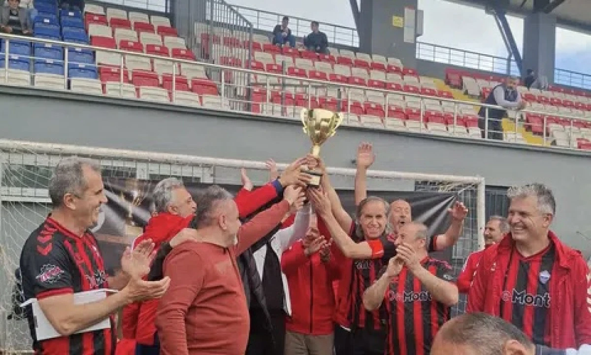 Kahramanmaraş&rsquo;ta +50 Yaş Futbol Heyecanı: Şampiyon Kayseri Master