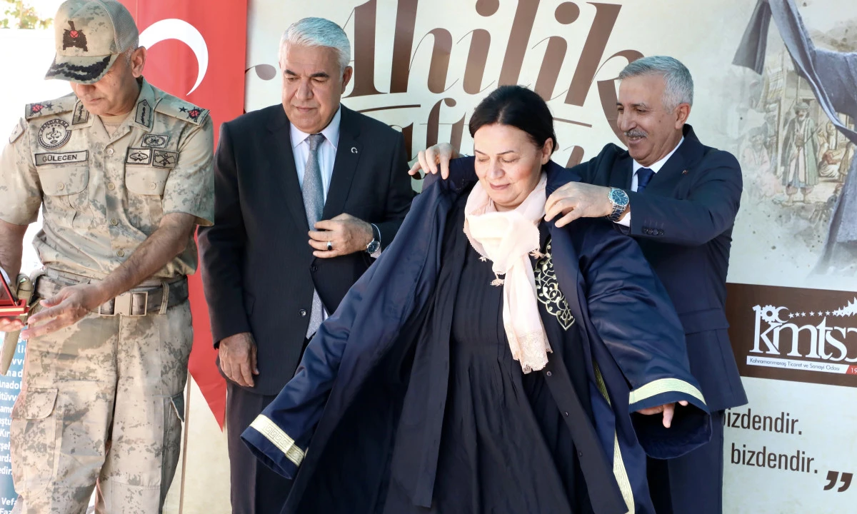 Kahramanmaraş&rsquo;ta Ahilik Gururu: Usta, Kalfa ve &Ccedil;ıraklara Kaftan Giydirildi