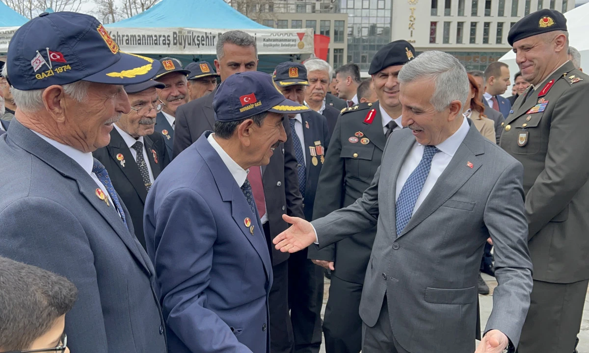 Kahramanmaraş&rsquo;ta Bayramlaşma Programı Yoğun Katılımla Ger&ccedil;ekleşti