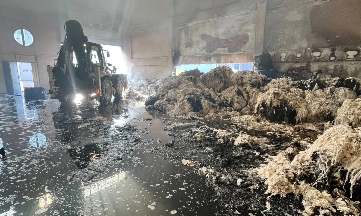 Kahramanmaraş&rsquo;ta Fabrika Yangını Korkuttu