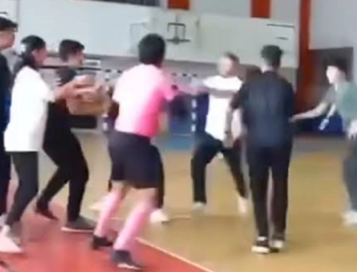 Kahramanmaraş’ta Futsal Maçında Skandal: Hakem Mikail Meşe’ye Saldırı!