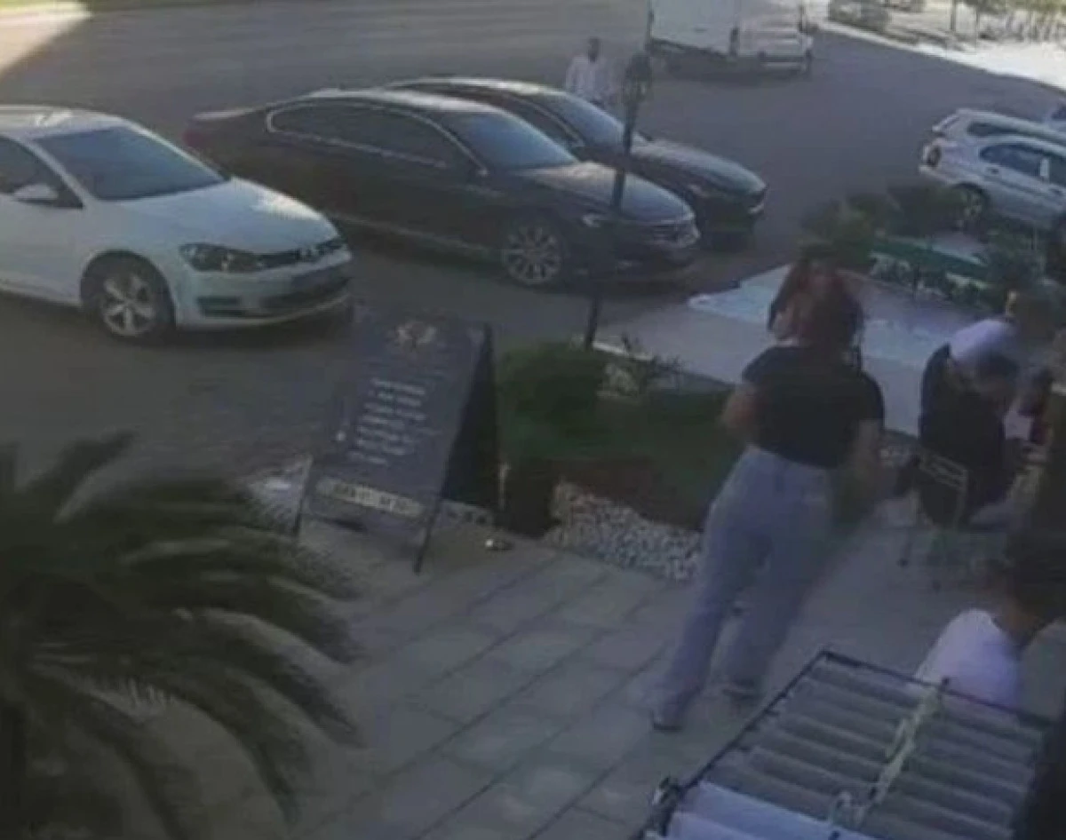Kahramanmaraş&rsquo;ta g&uuml;zellik salonu &ouml;n&uuml;nde silahlı saldırı