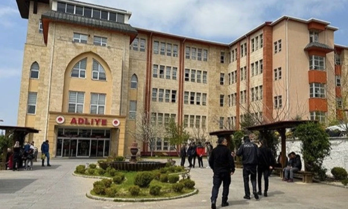 Kahramanmaraş&rsquo;ta H&uuml;nkar Apartmanı davası s&uuml;r&uuml;yor