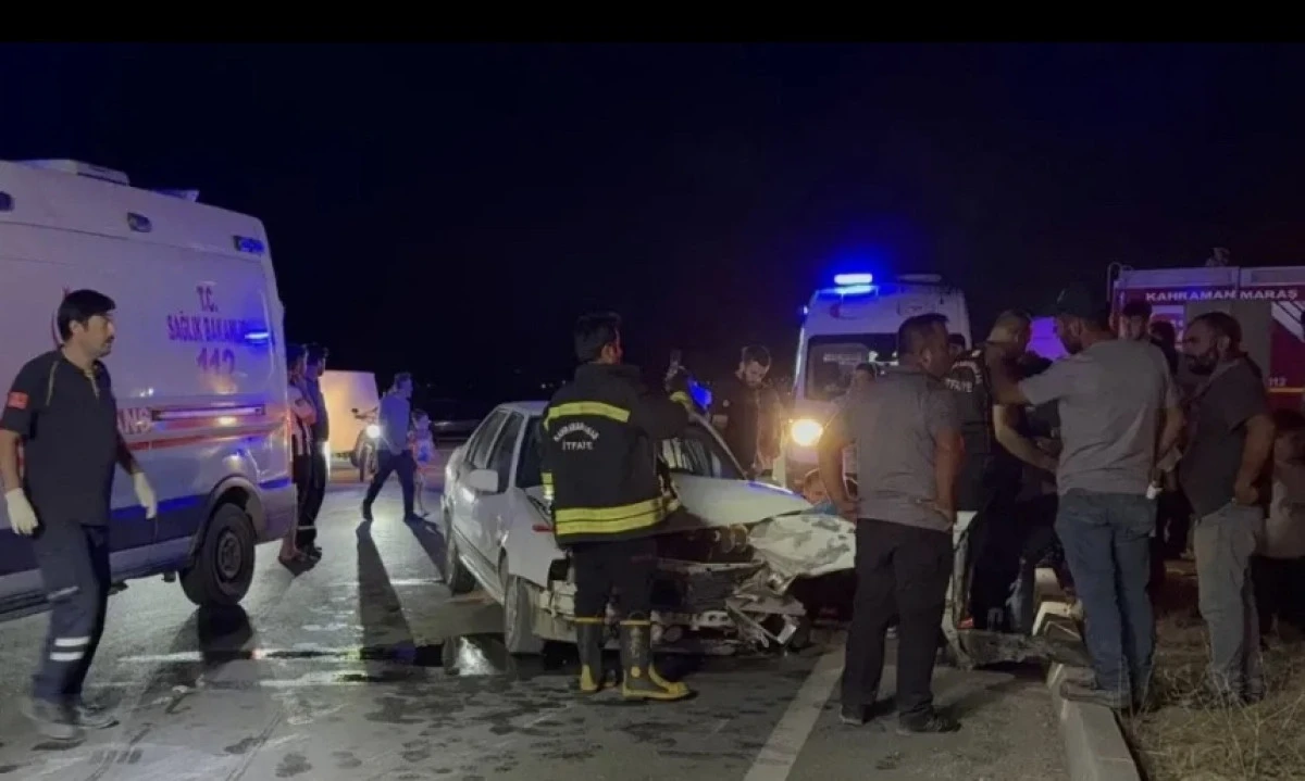 Kahramanmaraş’ta İki Otomobil Çarpıştı: 10 Yaralı