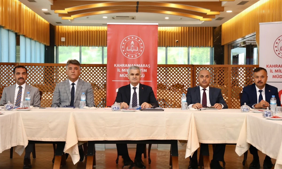 Kahramanmaraş&rsquo;ta İl&ccedil;e Mill&icirc; Eğitim M&uuml;d&uuml;rleri Yeni D&ouml;nem İ&ccedil;in Toplandı