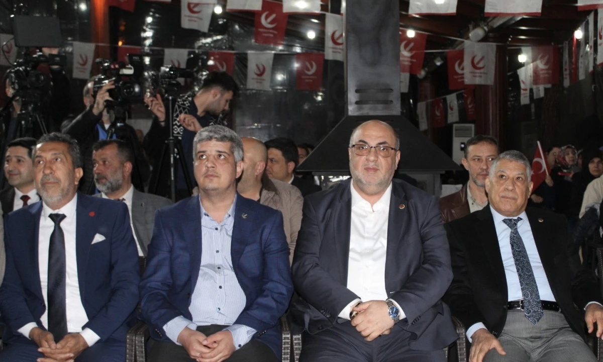Kahramanmaraş&rsquo;ta "İş Başa D&uuml;şt&uuml;": Yeniden Refah&rsquo;tan G&ouml;vde G&ouml;sterisi!