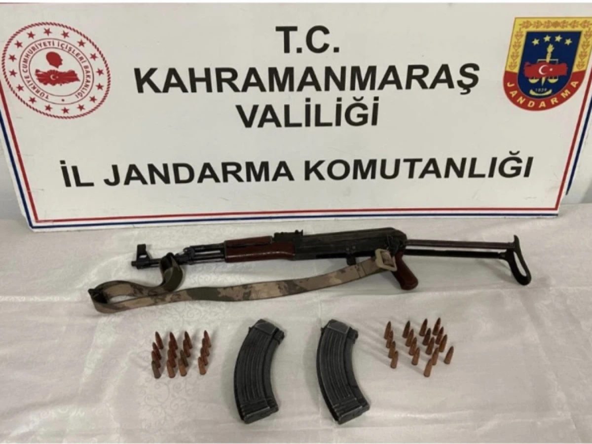 Kahramanmaraş’ta Jandarmadan Kaçakçılık ve Uyuşturucu Operasyonları: Çok Sayıda Ele Geçirme ve Gözaltı