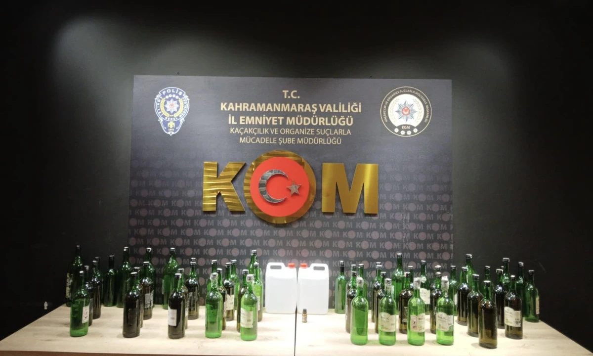 Kahramanmaraş&rsquo;ta Ka&ccedil;ak&ccedil;ılık Operasyonu: Tarihi Eser, Silah ve Ka&ccedil;ak Alkol Ele Ge&ccedil;irildi