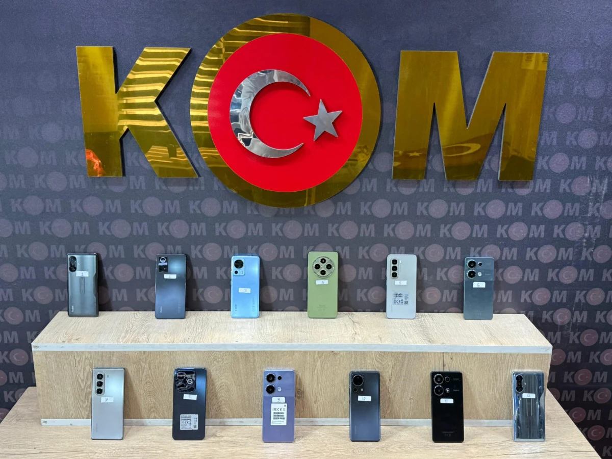 Kahramanmaraş&rsquo;ta Ka&ccedil;ak&ccedil;ılıkla M&uuml;cadele: Alkol ve Cep Telefonu Ele Ge&ccedil;irildi