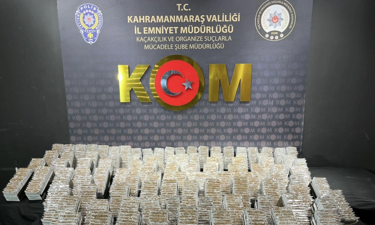 Kahramanmaraş&rsquo;ta Narkotik ve KOM&rsquo;dan Ortak Operasyon: Uyuşturucu ve Ka&ccedil;ak Sigara Ele Ge&ccedil;irildi