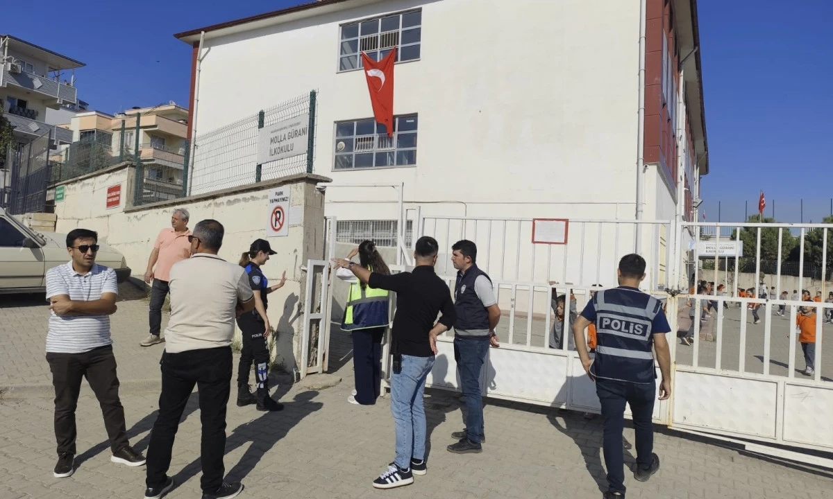 Kahramanmaraş&rsquo;ta okul &ccedil;evrelerinde denetim: 3 bin 616 kişi sorgulandı