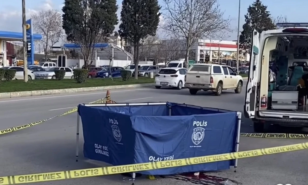 Kahramanmaraş&rsquo;ta Sanayi Kavşağında Feci Kaza: 1 Kişi Hayatını Kaybetti