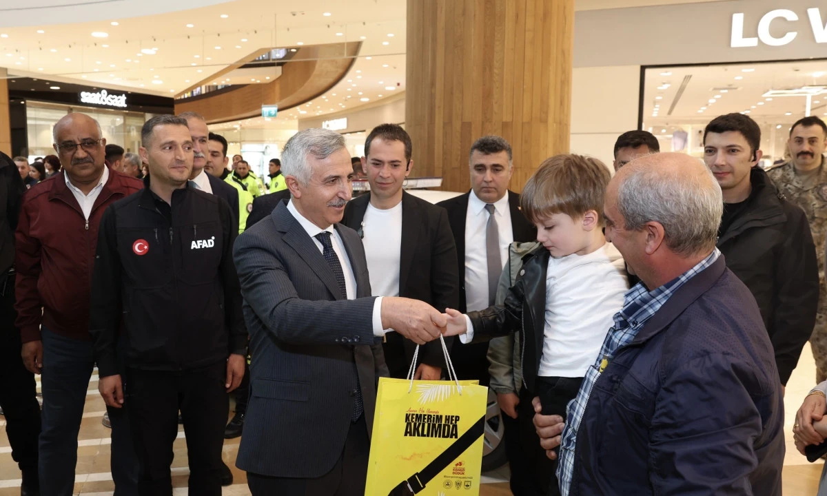 Kahramanmaraş&rsquo;ta Trafik Haftası&rsquo;nda Farkındalık &Ccedil;ağrısı: &ldquo;Kurallara Uyalım, Hayatları Koruyalım&rdquo;