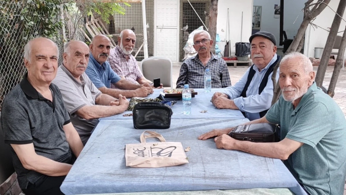 Kahramanmaraş’ta Ülkücü Hareketin “Yaşlı Kurtları” Geleneksel Bayram Buluşmasında Bir Araya Geldi