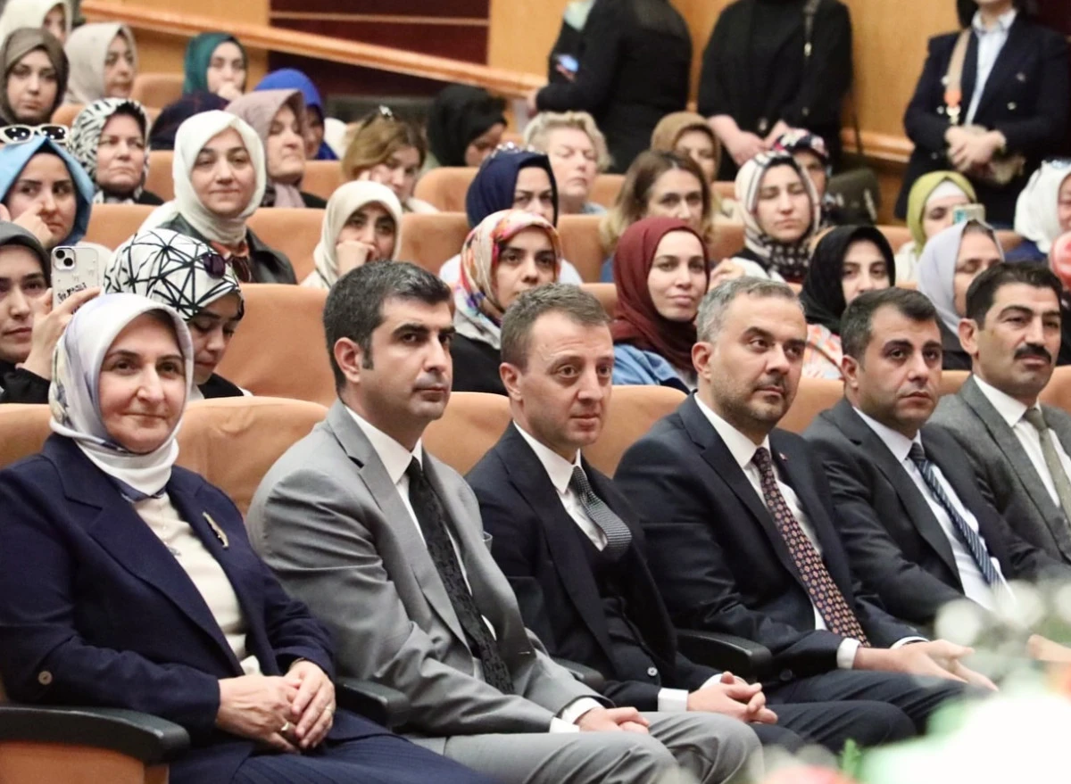Kahramanmaraş’ta “Üreten Kadınlar” Toplantısı Yoğun Katılımla Gerçekleşti