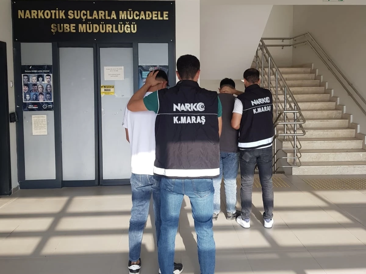 Kahramanmaraş’ta uyuşturucu ticareti yapan 2 kişi suçüstü yakalandı