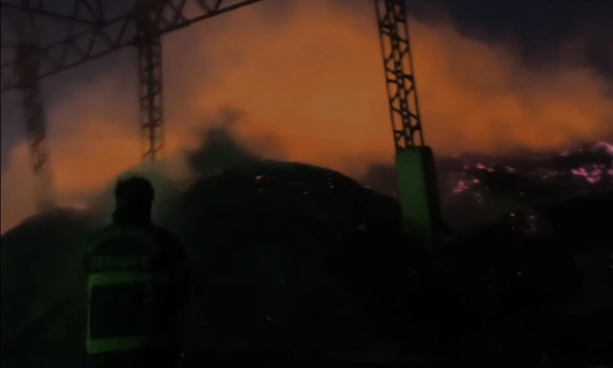 Kahramanmaraş’ta Yem Fabrikasında Yangın Kontrol Altına Alındı