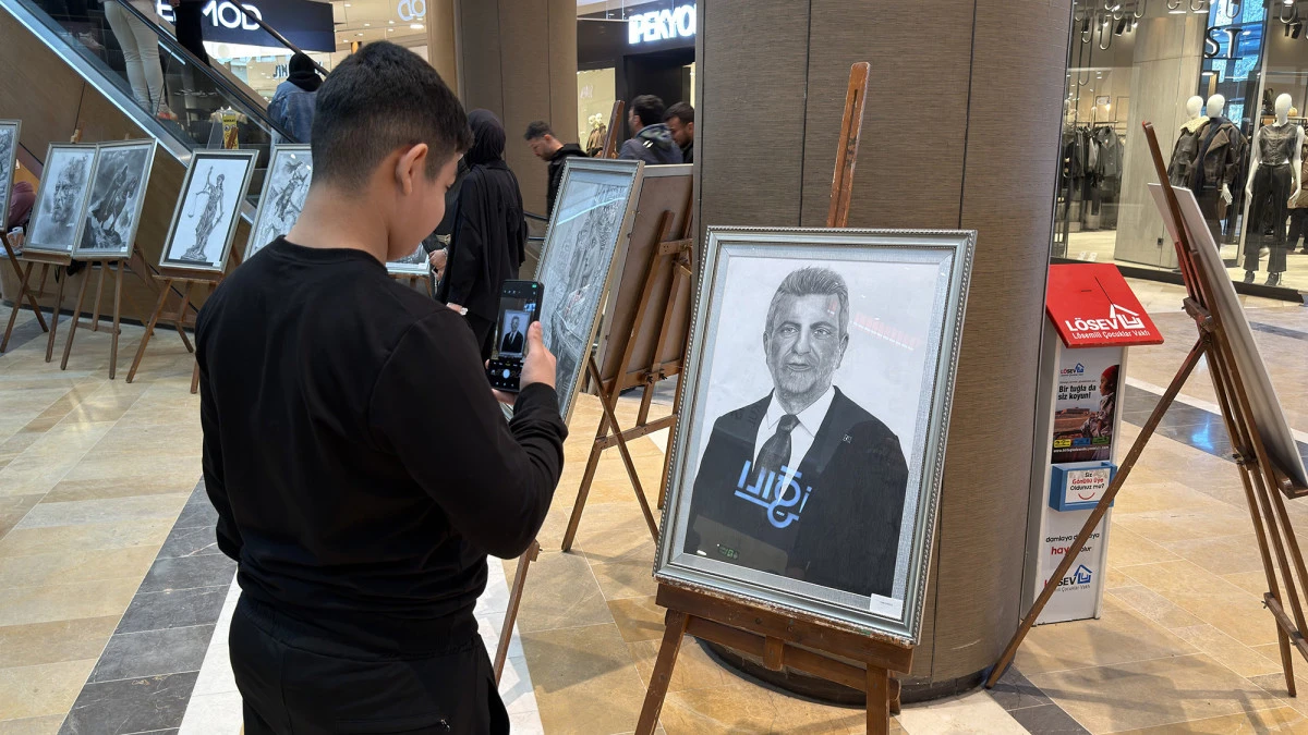 KAMEK At&ouml;lyelerinden Doğan Sanat Eserleri Vatandaşların Beğenisine Sunuldu