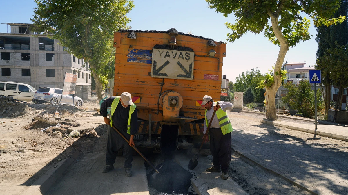 KASKİ Sahada: Bahçelievler’de Yollar Baştan Yenileniyor