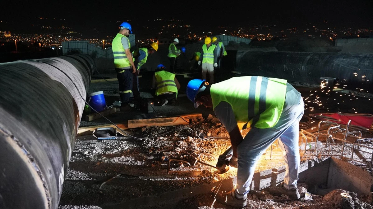 Kılavuzlu İçmesuyu Yatırımında Ekipler Gece Mesaisinde Canla Başla Çalışıyorlar 